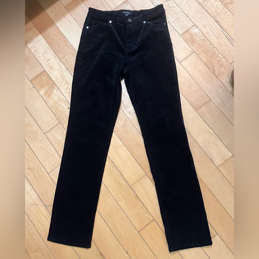 Well Worn Black High Rise Corduroy Straight Leg Pants Size 4 NWT